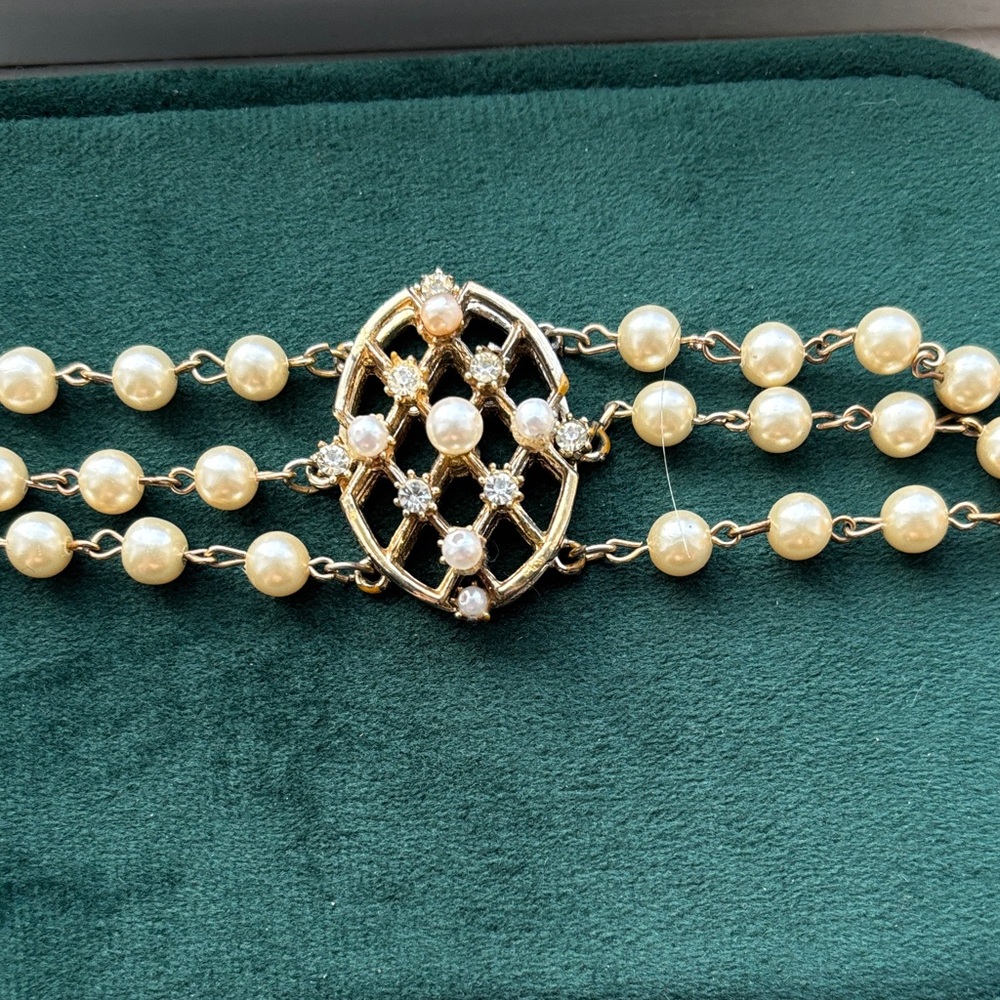 Vintage Faux Pearl and Rhinestone Bracelet